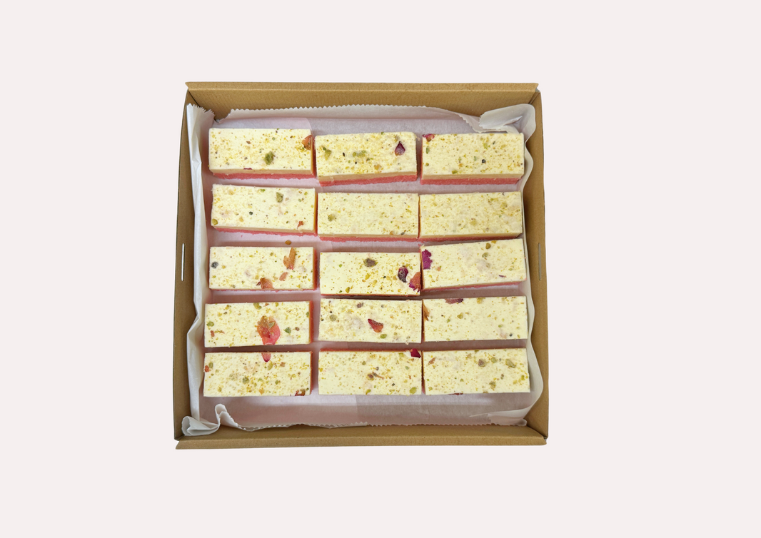 Mini Lychee Rose Tray Cake