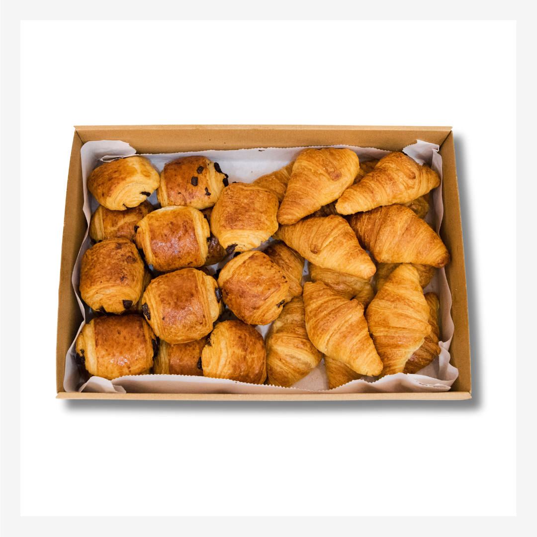 Mixed Mini Croissants & Pain Au Chocolat