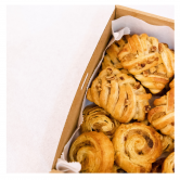 MixedMiniRaisinsPinwheelandMaplePecanPlait-Boxof20_2